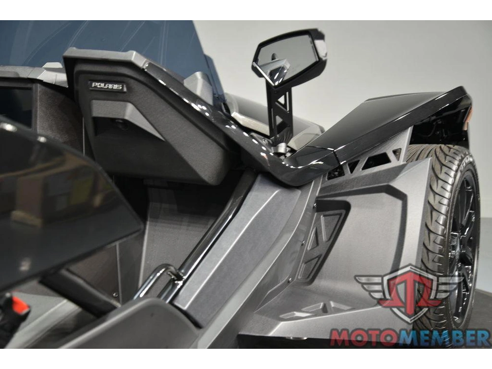 2025 Slingshot Slingshot® Slr Graphite Gloss alt