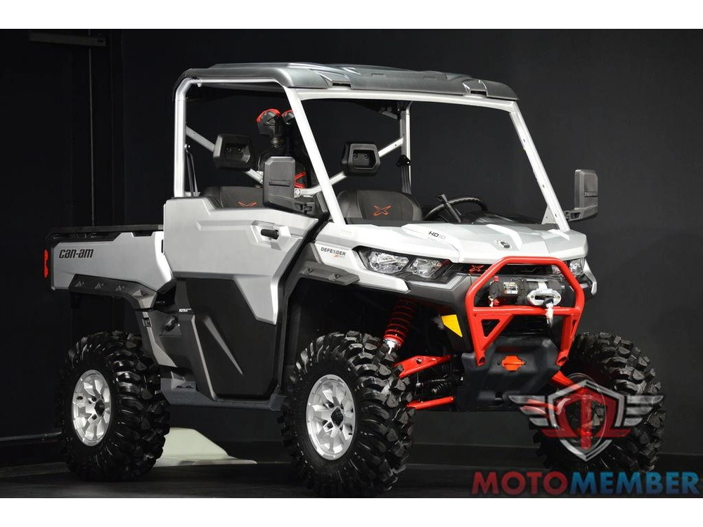 2025 Can-am Defender X Mr With Half-doors Hd10 Hyper Silver & Legion Red alt