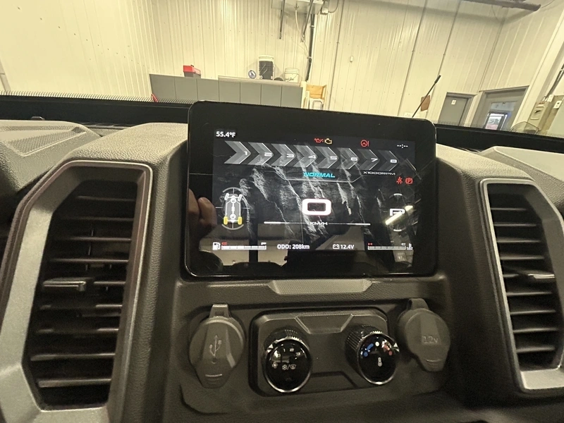 2026 Cfmoto Uforce U10 Pro Highland 2026 Red alt