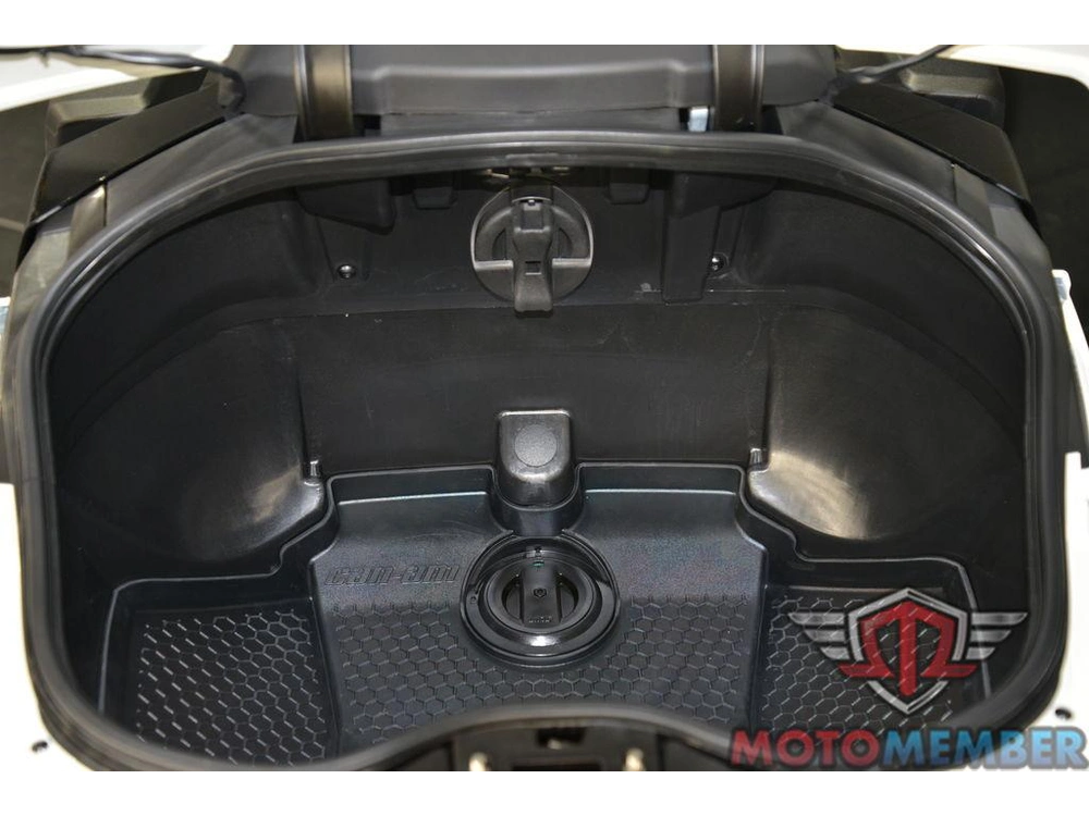 2025 Can-am Spyder Rt Sea-to-sky alt