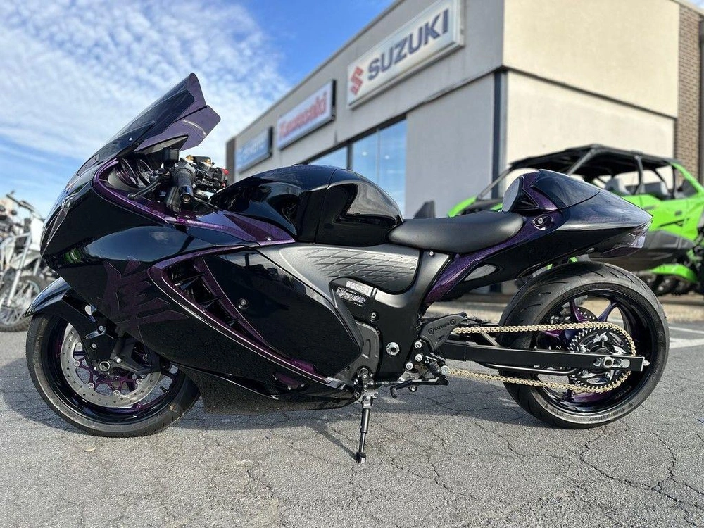 2025 Suzuki Hayabusa alt