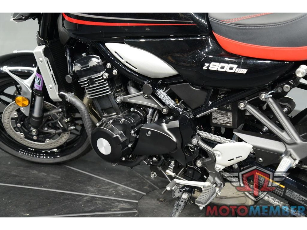 2024 Kawasaki Z900rs Abs alt