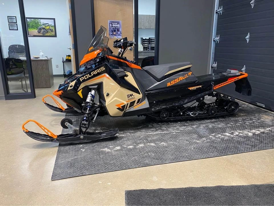 2022 Polaris Switchback Assault 850 alt