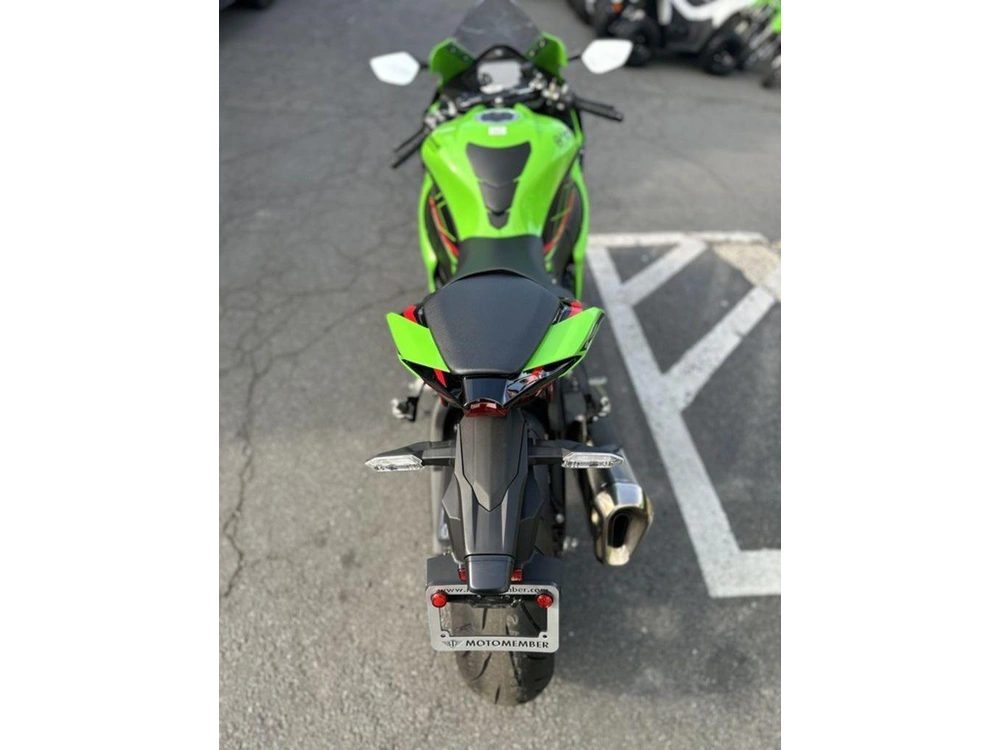 2023 Kawasaki Ninja® Zx™-10r Krt Edition alt