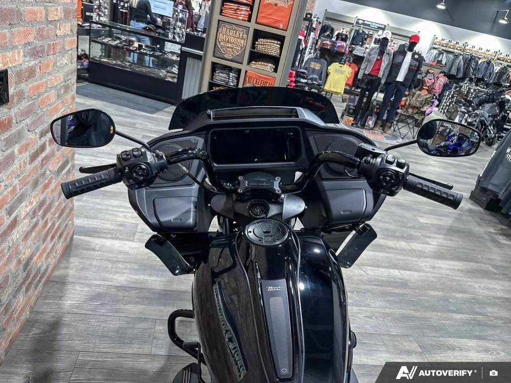 2026 Harley-davidson Road Glide alt