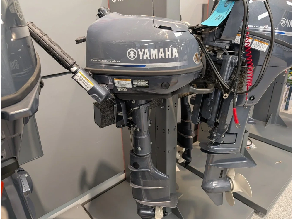 2025 Yamaha F4 - 20" Shaft - F/n/r - Warranty Until August 2029! alt