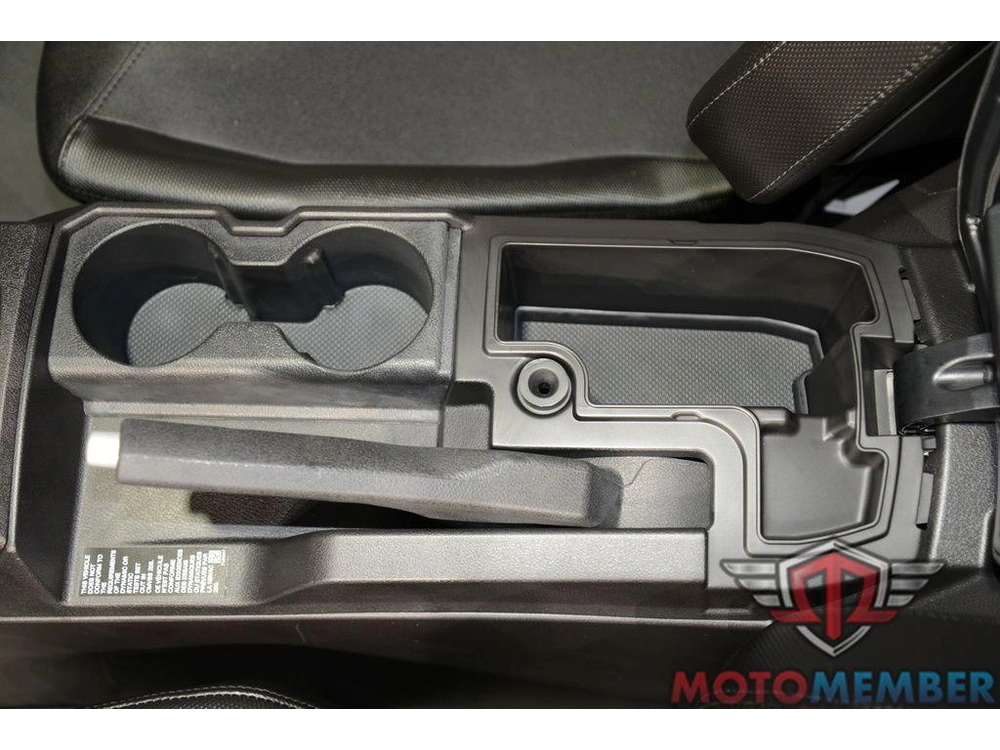 2025 Slingshot Slingshot® S Slingshot Red alt