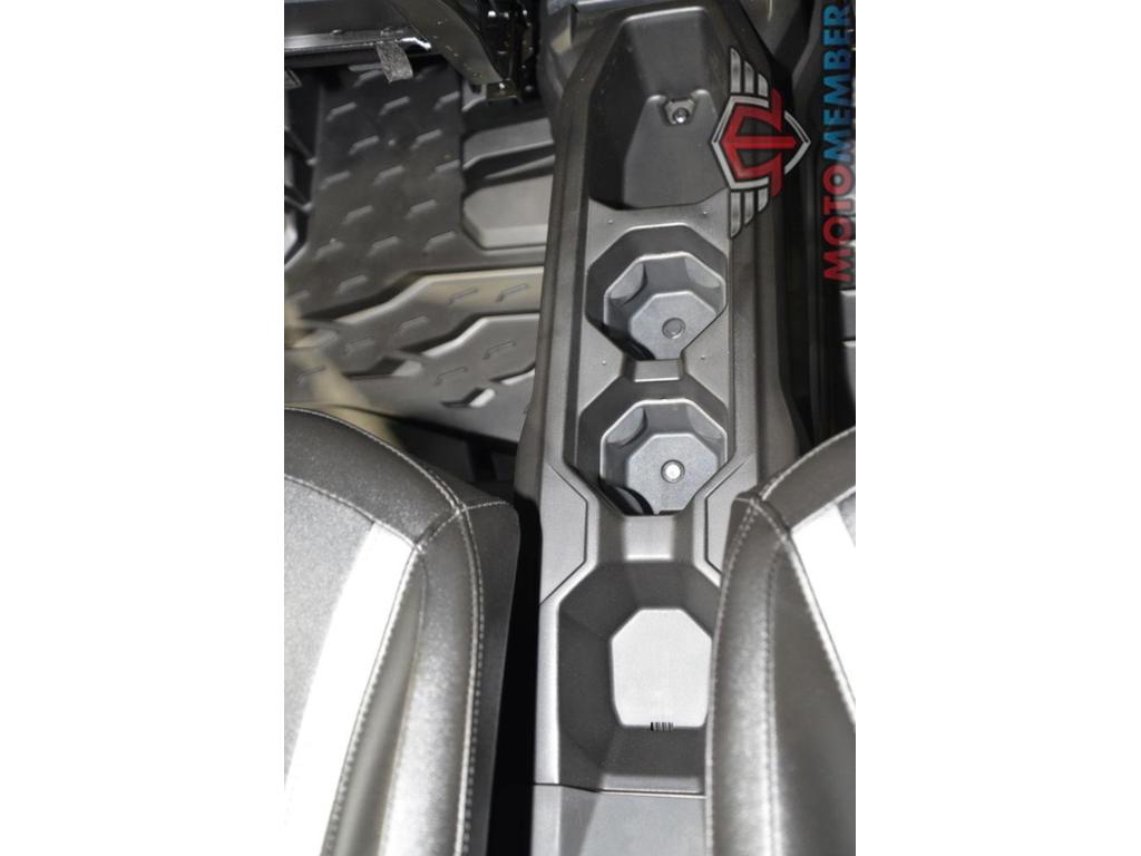 2025 Can-Am Commander MAX XT 1000R for Sale