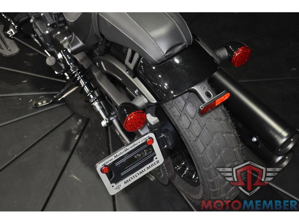 2023 Indian Motorcycle Scout® Bobber Black Metallic alt