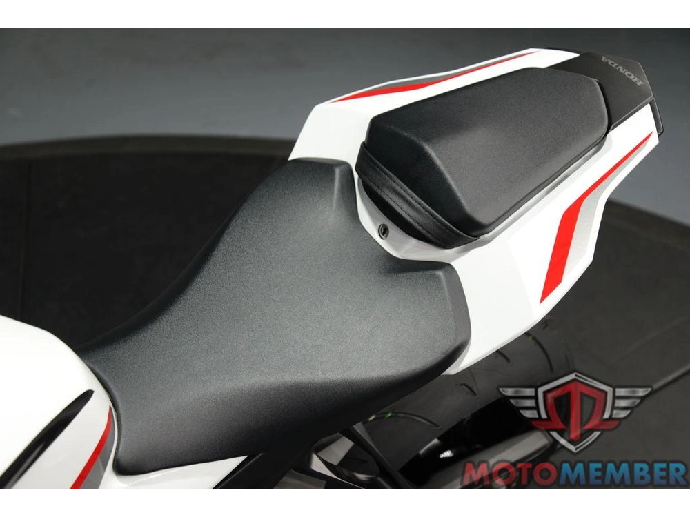 2026 Honda Cbr1000rr alt