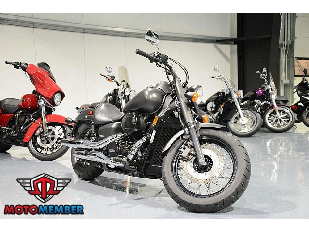 2022 Honda Shadow Phantom alt