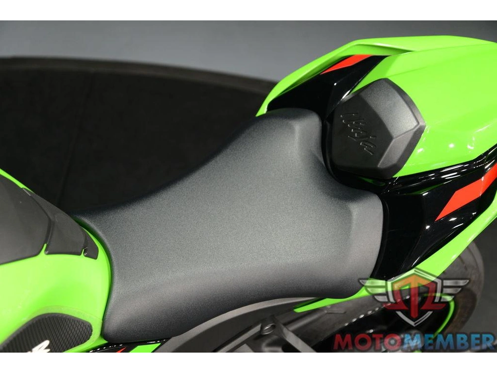 2023 Kawasaki Ninja® Zx™-10r Krt Edition alt