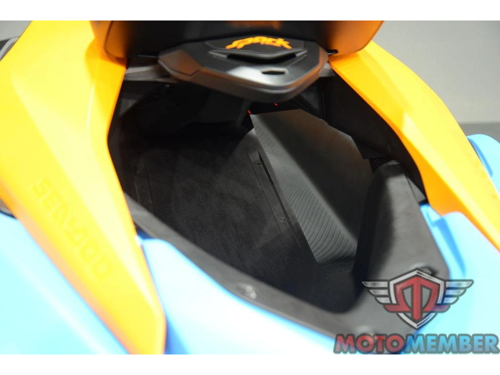 2026 Sea-doo Spark™trixx For 3 Rotax® 900 Ace™ - 90 Ibr And Audio alt