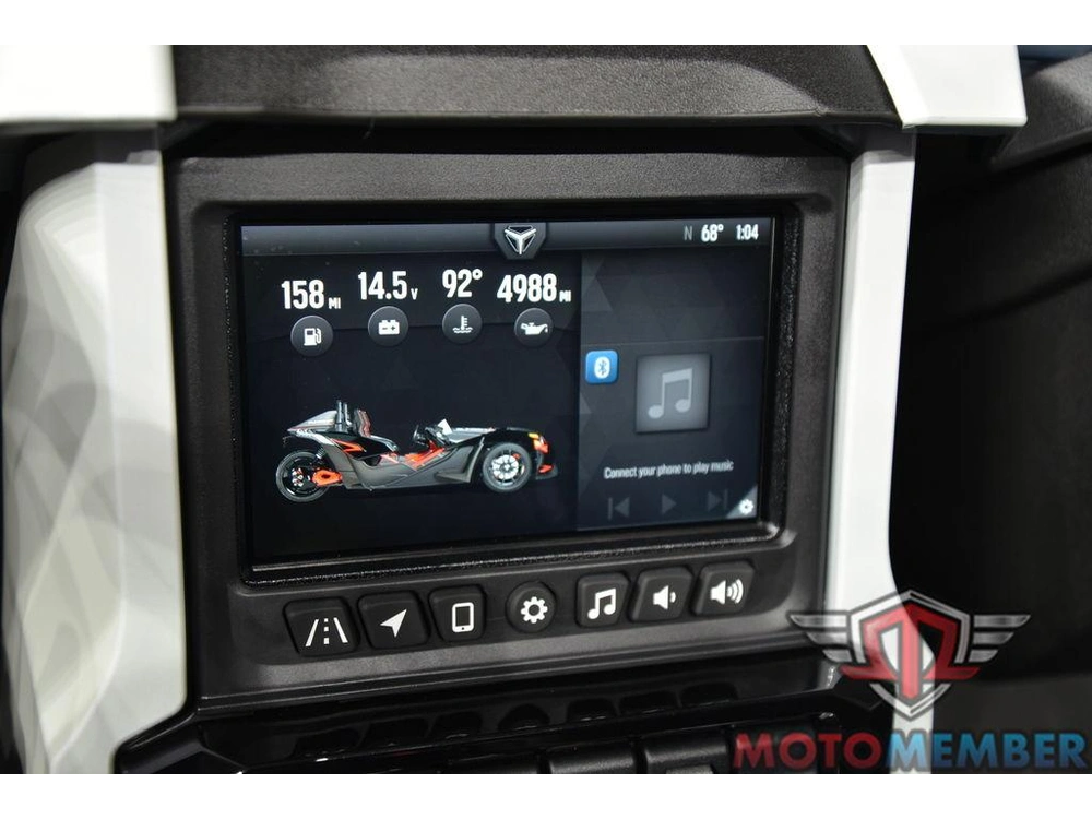 2024 Slingshot Slingshot® R Autodrive Purple Lightning alt