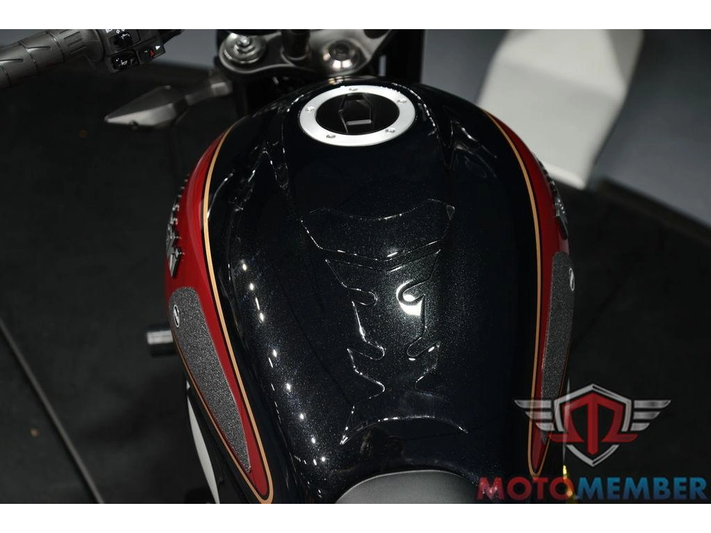 2023 Kawasaki Z900rs alt