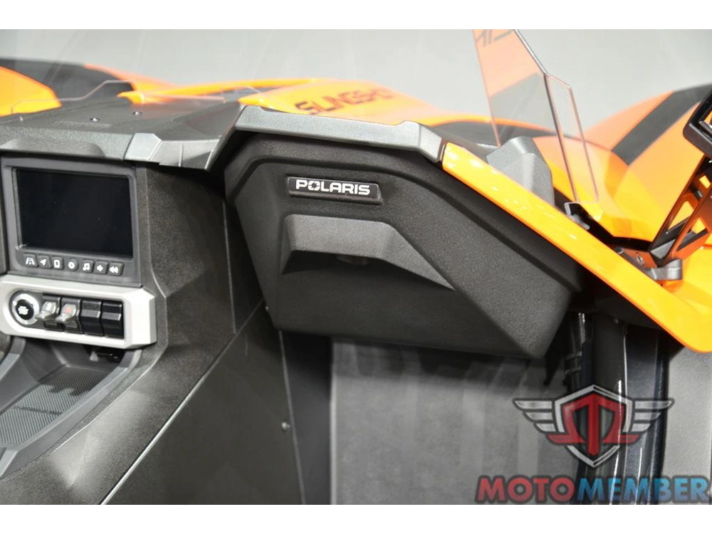 2024 Slingshot Slingshot® Sl Volt Orange alt