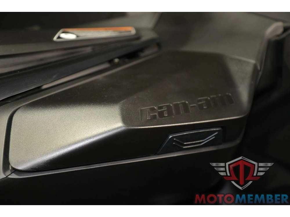 2025 Can-am Maverick R X Rs With Smart-shox alt