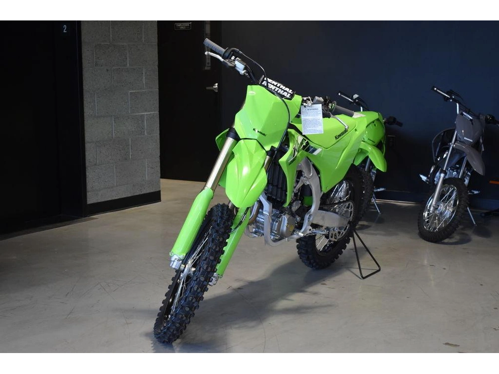 2025 Kawasaki Kx™450 alt