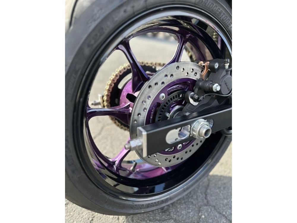 2025 Suzuki Hayabusa alt