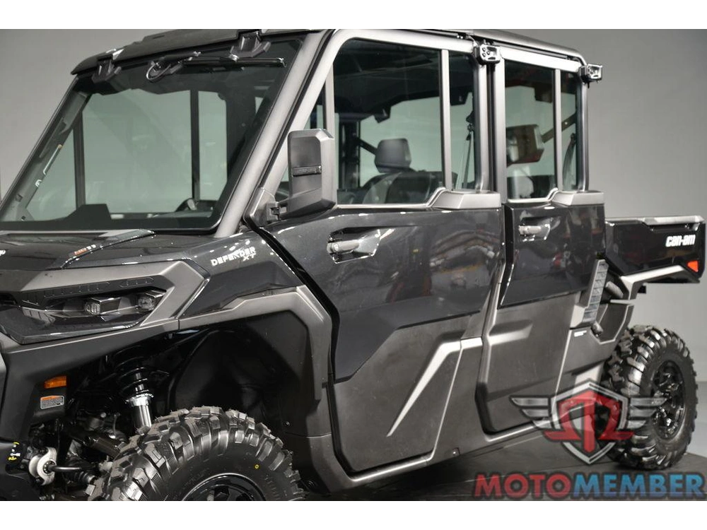 2026 Can-am Defender Max Xt Cab Hd11 With 10.25 In. Infotainment alt
