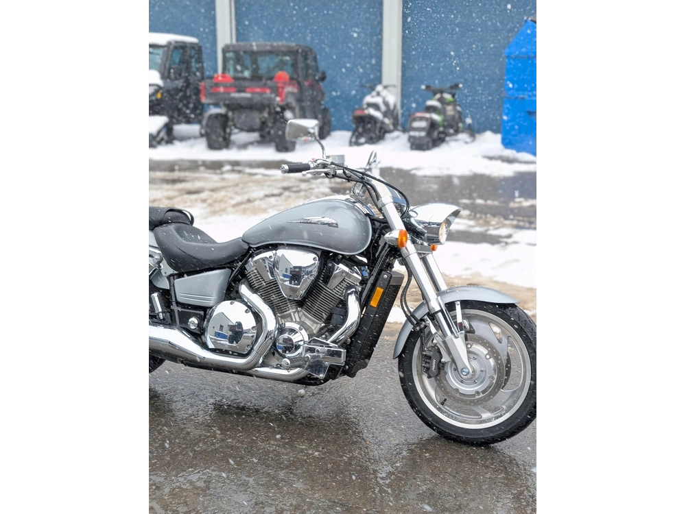 2002 Honda Vtx 1800 | 🌍 Concurrents : Road Star / Vulcan / Boulevard 🌍 | alt