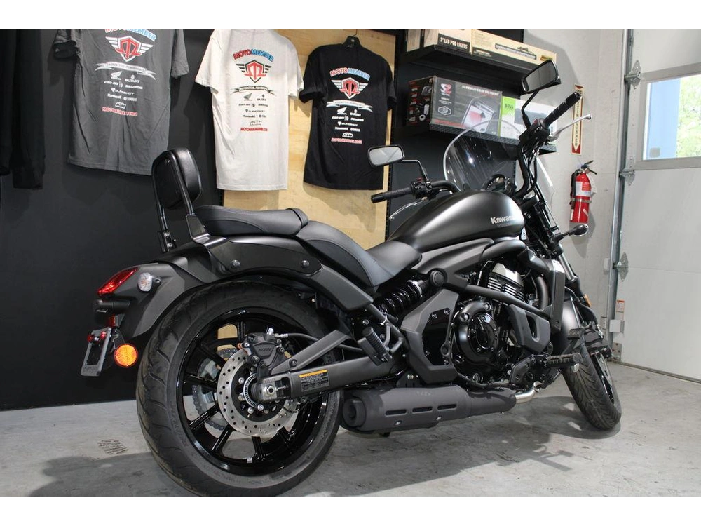 2025 Kawasaki Vulcan® S alt