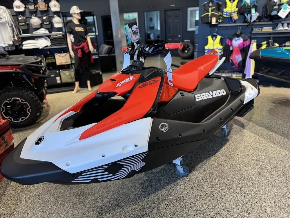 Sea-doo Spark Trixx 3up 2026 alt
