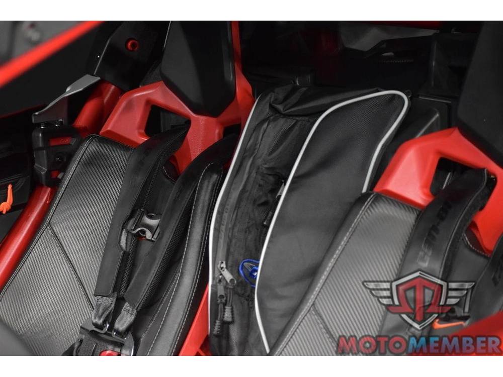 2025 Can-am Maverick X3 Ds Turbo Fiery Red & Hyper Silver alt