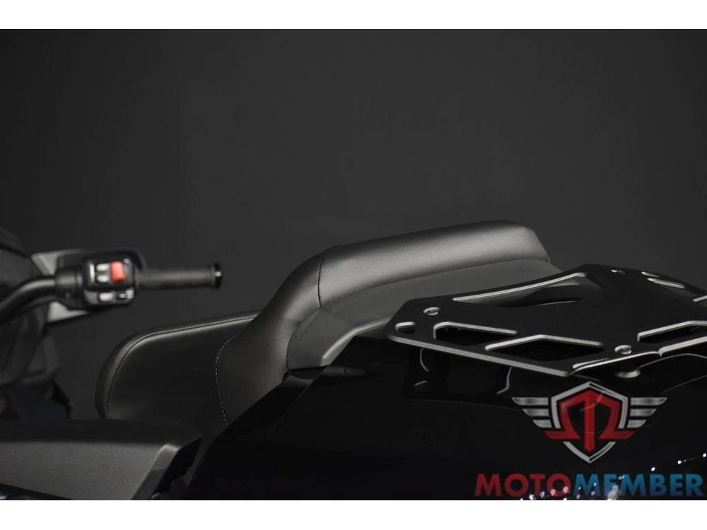 2025 Can-am Spyder Rt Limited Dark Wheels alt