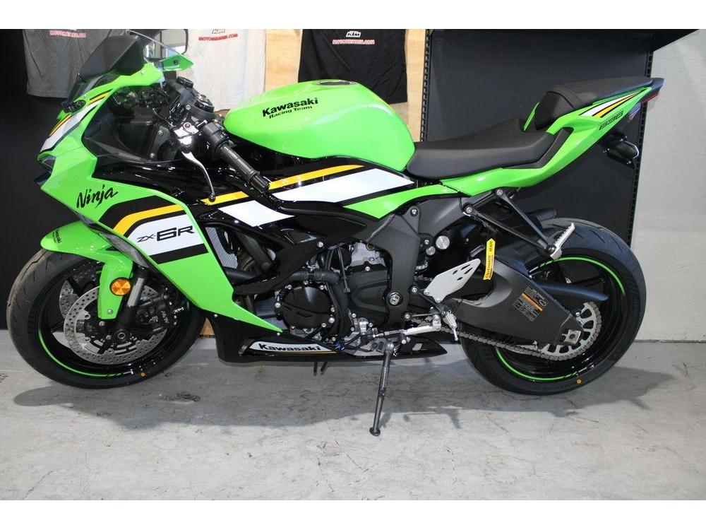 2025 Kawasaki Ninja® Zx™-6r Krt Edition alt