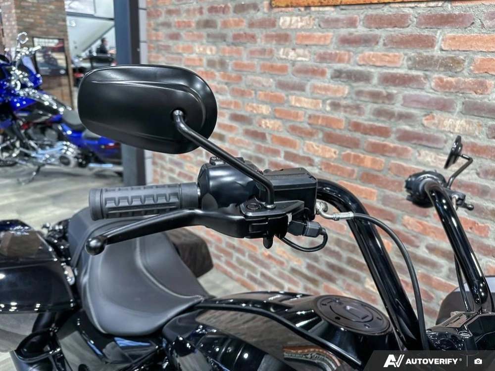 2026 Harley-davidson Road Glide alt