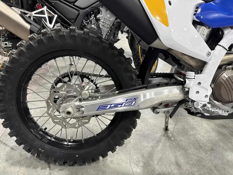 2025 Husqvarna FX 350 HERITAGE thumbnail 3