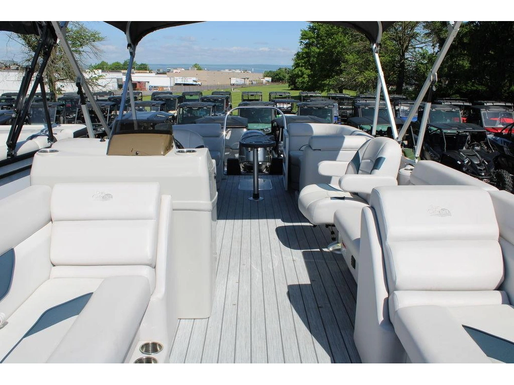 2024 Suncatcher Select 22rc alt