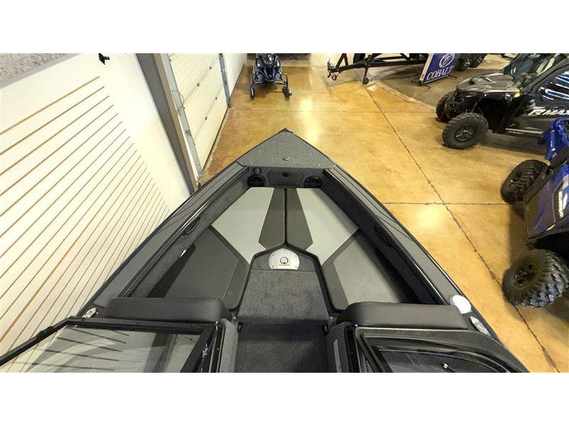 2026 Lund Boat Co 1875 Crossover Xs Sport alt