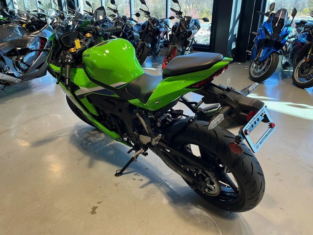 2026 Kawasaki Ninja® Zx™-4rr Abs alt