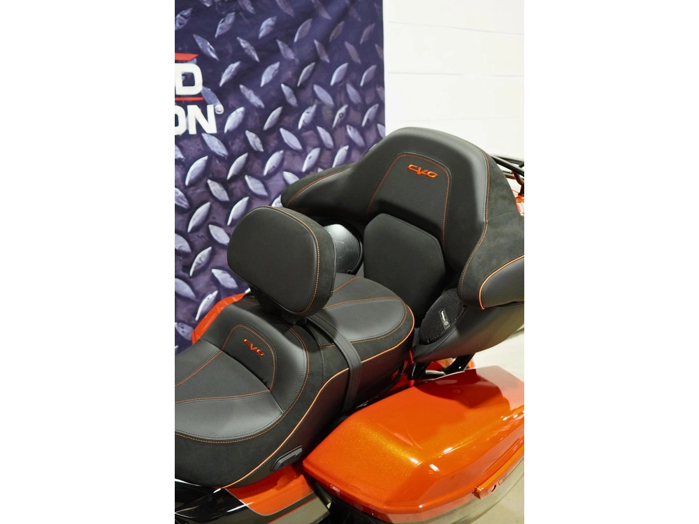 2026 Harley-davidson Flhxlse Cvo Street Glide Limited alt