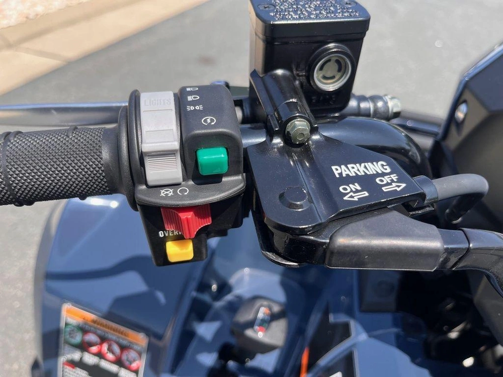 2025 Kawasaki Brute Force® 450 4x4 alt