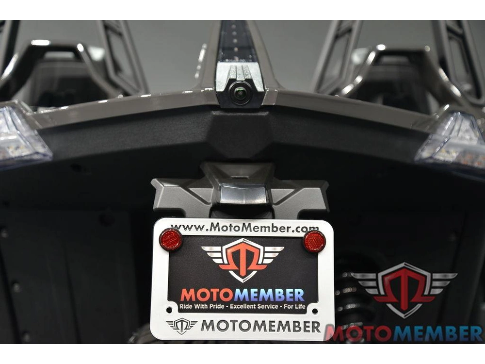 2025 Slingshot Slingshot® R Autodrive Nightfall alt