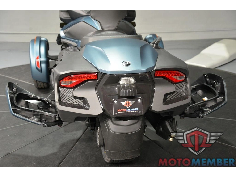 2026 Can-am Spyder Rt alt