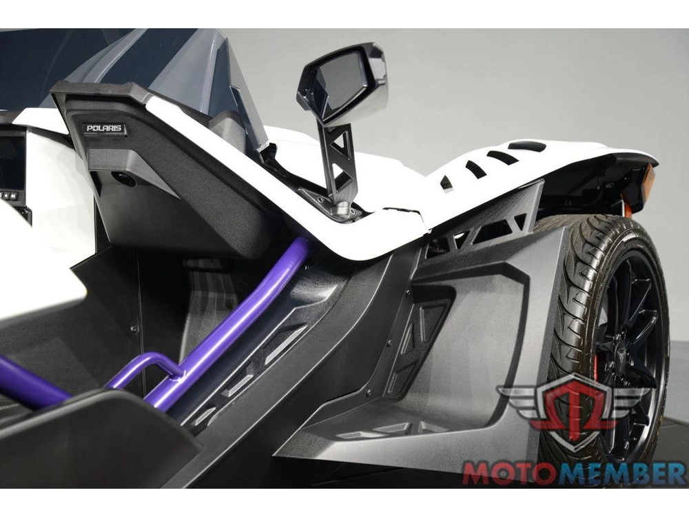 2024 Slingshot Slingshot® R Autodrive Purple Lightning alt