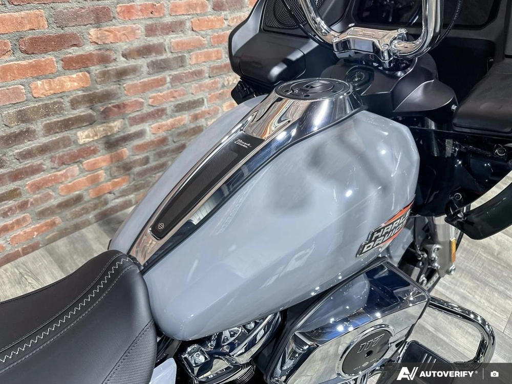 2026 Harley-davidson Road Glide alt