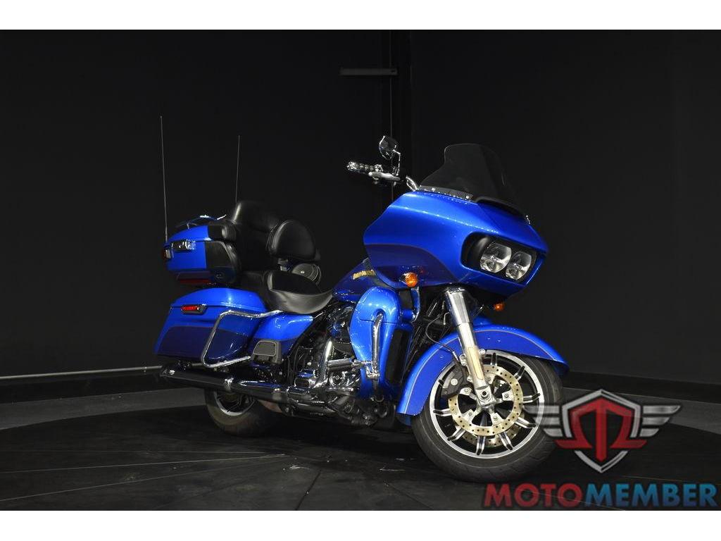 2017 Harley-Davidson Road Glide Ultra for Sale in PURCELLVILLE, VA
