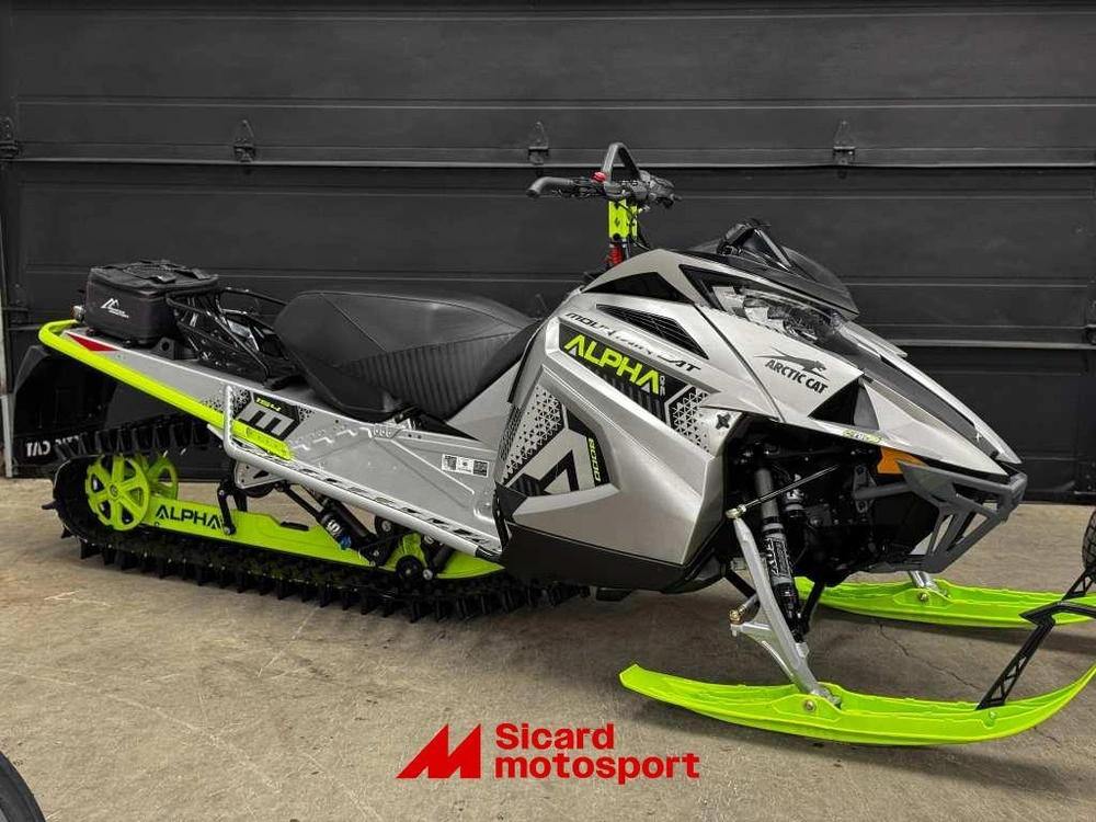 Arctic Cat M 8000 154 A1 2020 alt