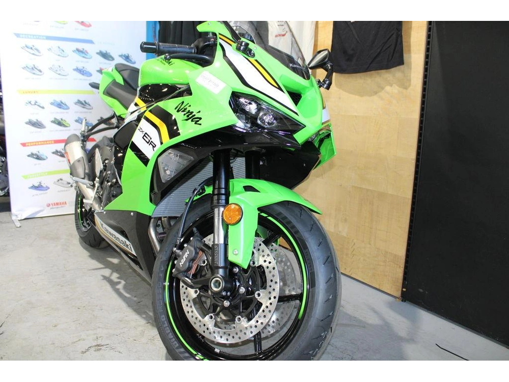 2025 Kawasaki Ninja® Zx™-6r Abs Krt Edition alt