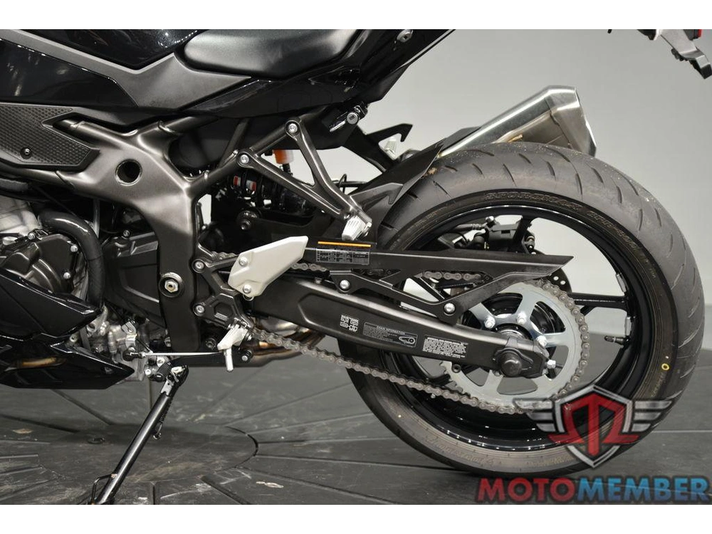 2025 Kawasaki Ninja® Zx™-4r Abs alt