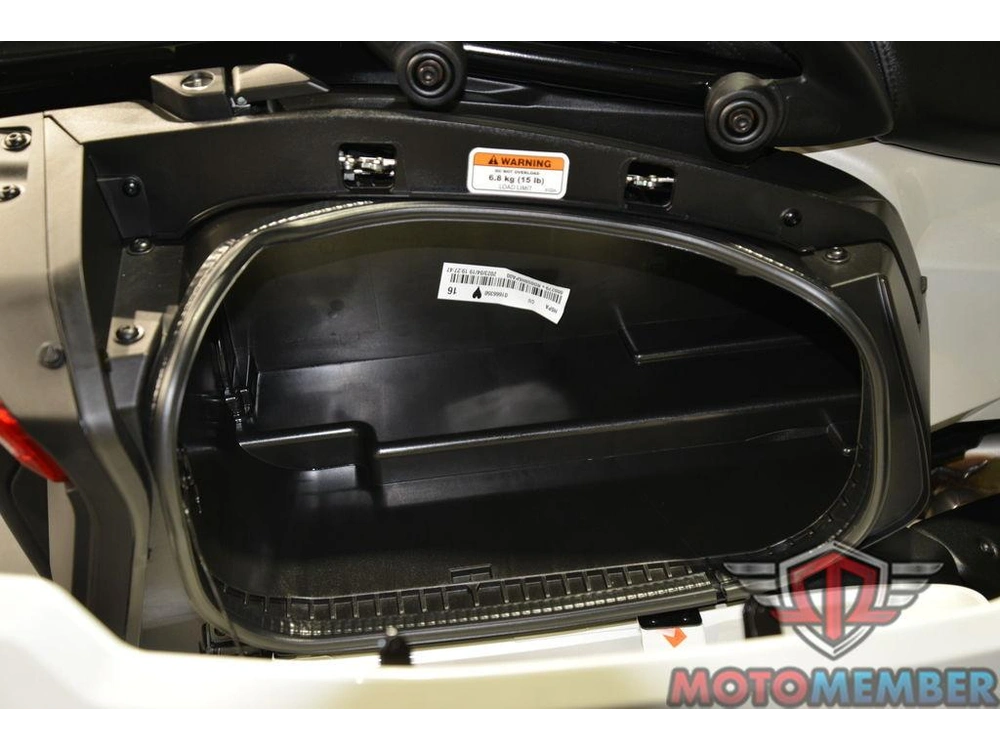 2023 Can-am Spyder F3-t Rotax 1330 Ace alt