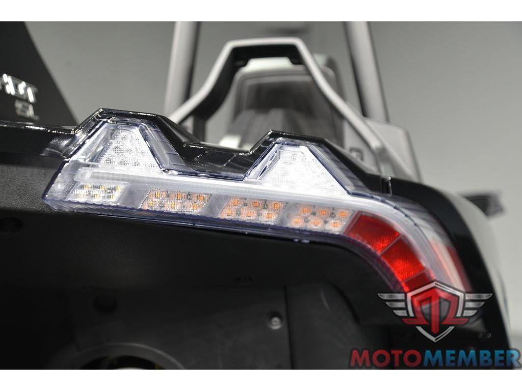 2025 Polaris Slingshot SL (AutoDrive) for Sale