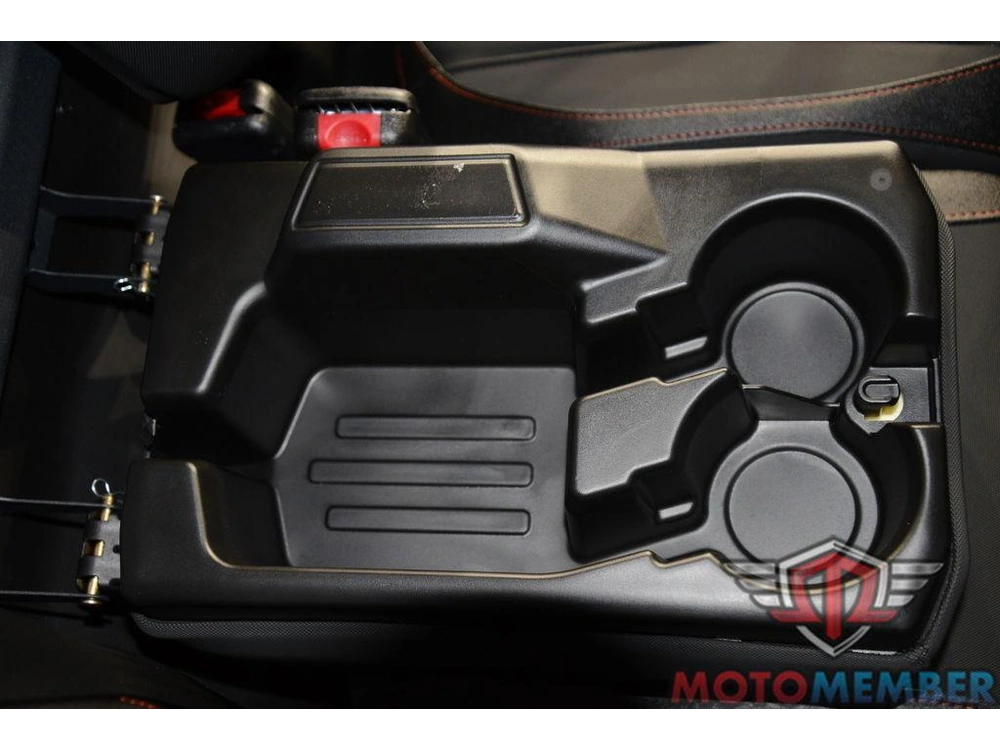 2026 Can-am Defender Max X Mr Hd11 With Half-doors alt