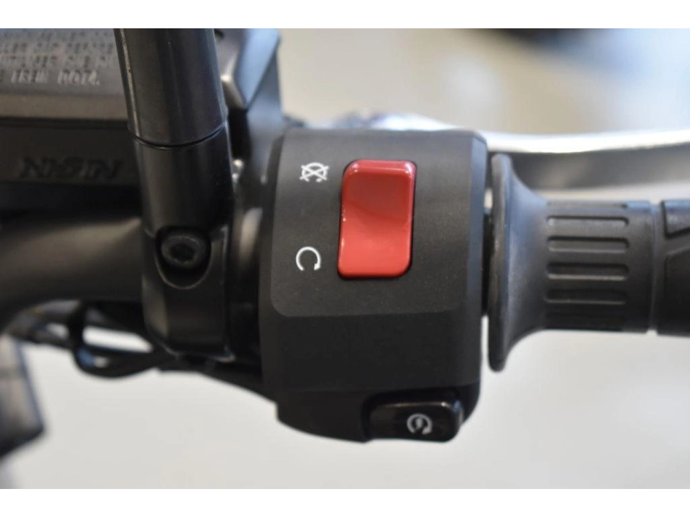 2025 Kawasaki Z650rs Abs alt