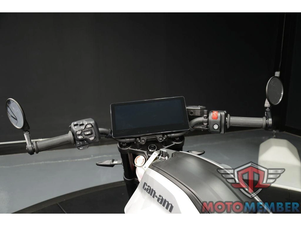 2025 Can-am Pulse '73 alt